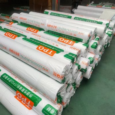 White Superior Welding TPO Waterproof Membrane Wind Uplift Resistance 4.3 Kpa