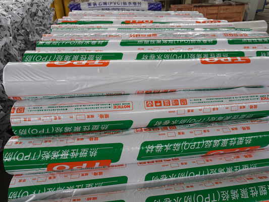 Fleece Backed 1.5mm Strong Malleability High Plasticity TPO Roofing Membrane For Propylene-Alpha-Olefin Copolymer Resins