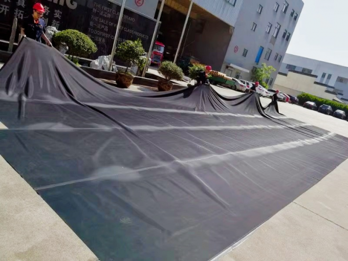 复合(单面布)EPDM 1.5mm 厚,耐老化,适用于隧道