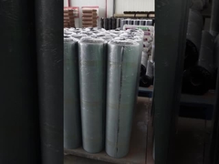 Membrana impermeabilizante autoadhesiva para colocación en húmedo para impermeabilización de sótanos